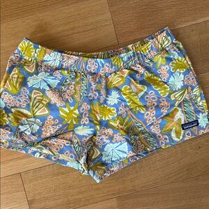 Patagonia Barely Baggies 2.5 Shorts Medium